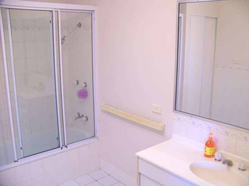 2/96 Old Northern Road, Everton Park QLD 4053