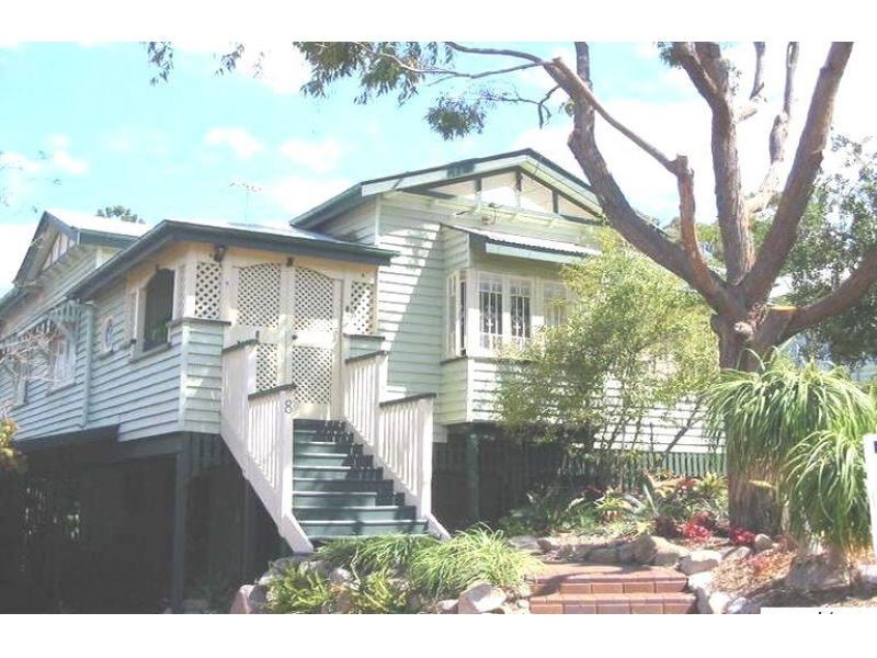 8 Parkhurst Avenue, Herston QLD 4006