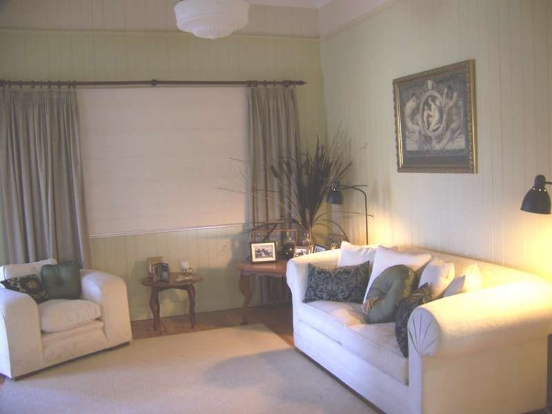 8 Parkhurst Avenue, Herston QLD 4006