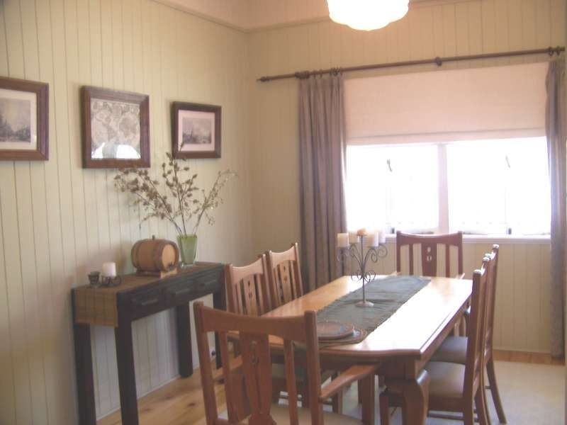 8 Parkhurst Avenue, Herston QLD 4006