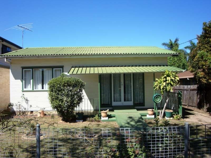 45 Arthur Street, Woody Point QLD 4019