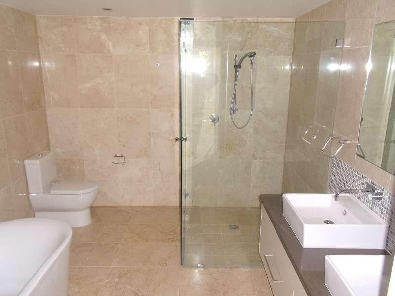 216/3 Pendratt Parade, Hope Island QLD 4212