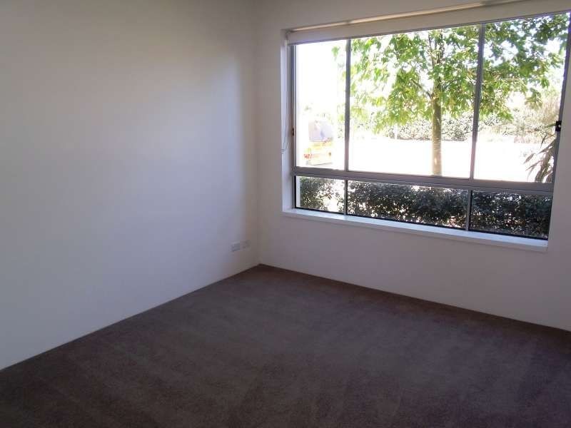 216/3 Pendratt Parade, Hope Island QLD 4212