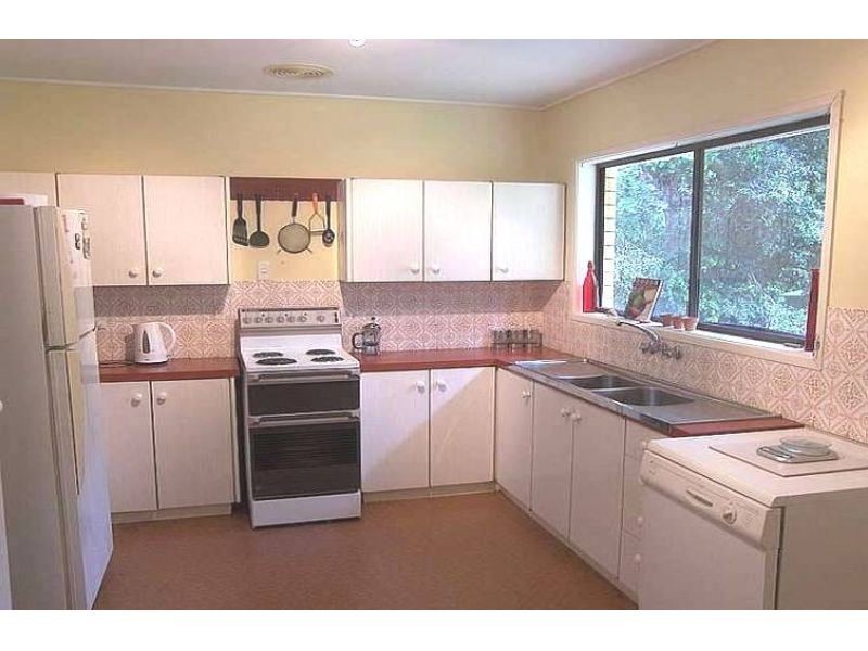 17 Twilight Street, Kenmore QLD 4069