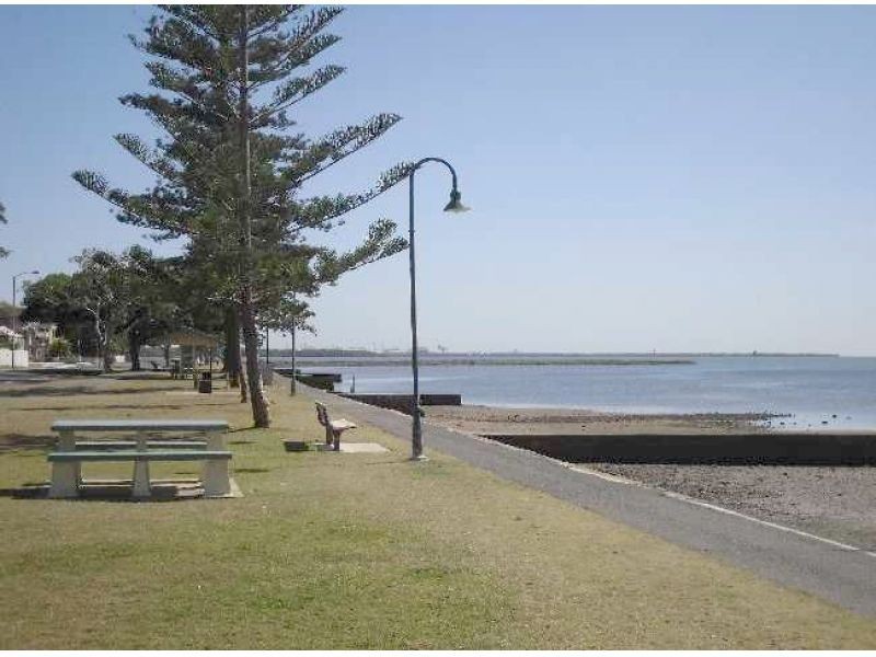 10, 78-80 Berrima Street, Wynnum QLD 4178