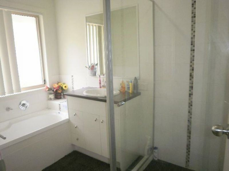 2, 111 Birkdale Road, Birkdale QLD 4159