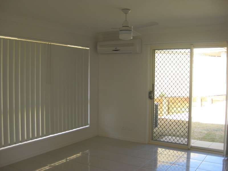 2/5 Caitlin Court, Kallangur QLD 4503