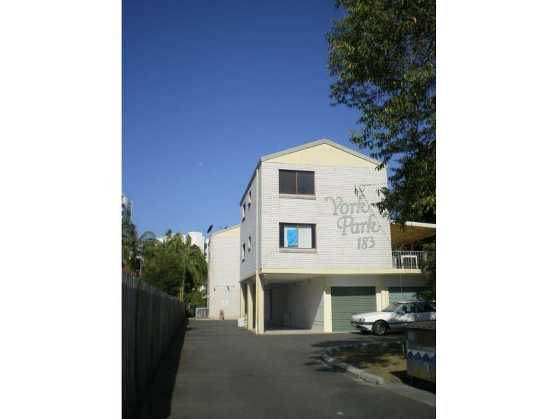 5/183 Muir Street, Labrador QLD 4215