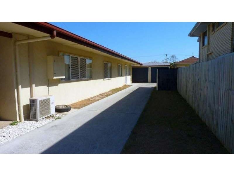 2/302 Coolangatta Road, Bilinga QLD 4225