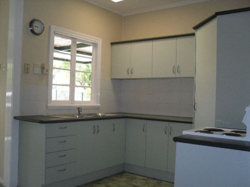 122A Watsons Street, Camp Hill QLD 4152