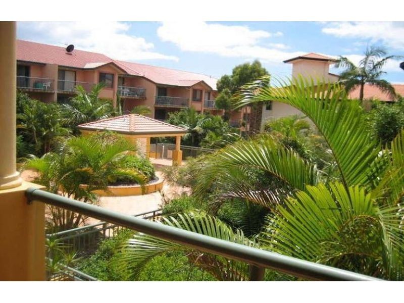 10/7 Johnston Street, Southport QLD 4215