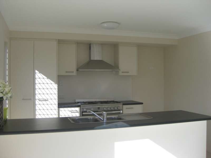 20 Waterway Crescent, Murrumba Downs QLD 4503