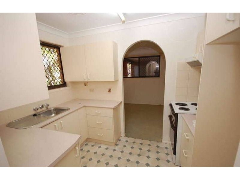 47 Baratta Street, Southport QLD 4215