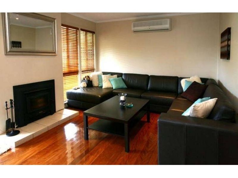 12 Geoffrey Avenue, Southport QLD 4215