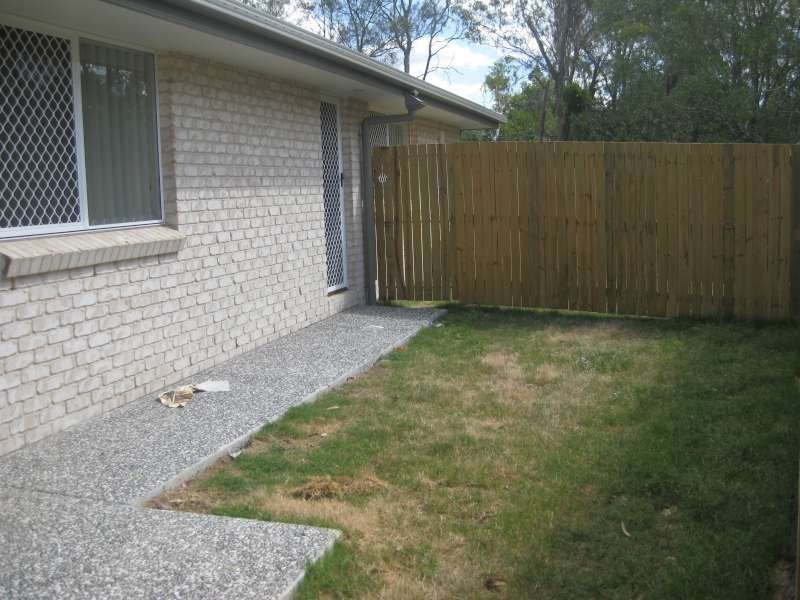 2/7 Adam Court, Kallangur QLD 4503