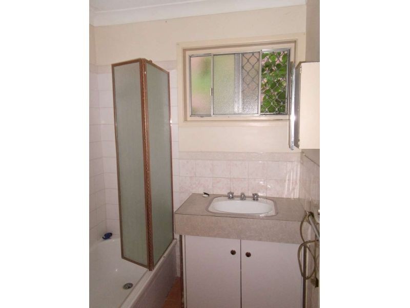 1/158 Frank Street, Labrador QLD 4215