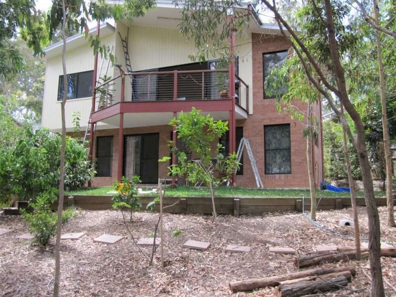 18 Paterson Street, Seventeen Mile Rocks QLD 4073