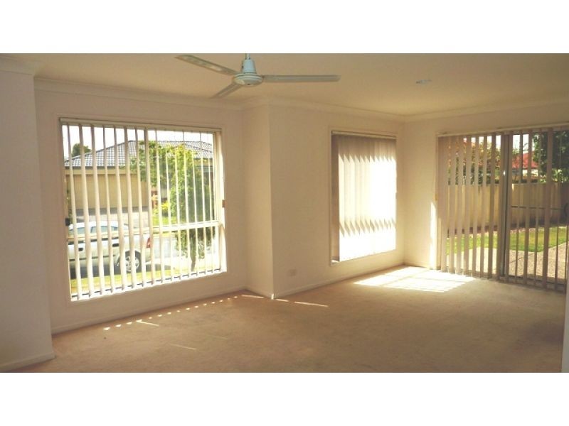 10 Nypa Street, Robina QLD 4226