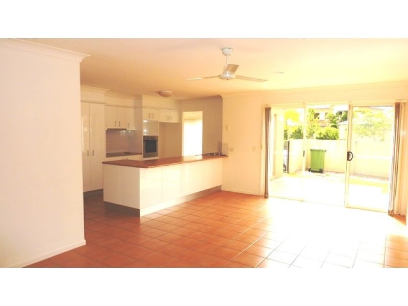 10 Nypa Street, Robina QLD 4226