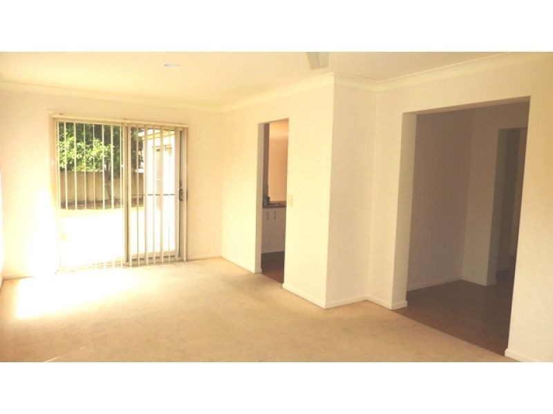 10 Nypa Street, Robina QLD 4226