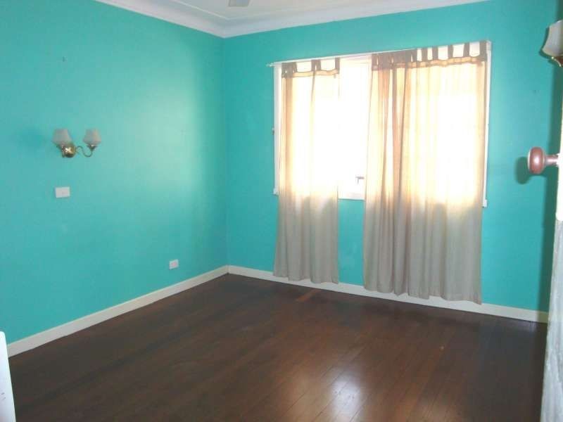 13 Rylatt Street, Indooroopilly QLD 4068