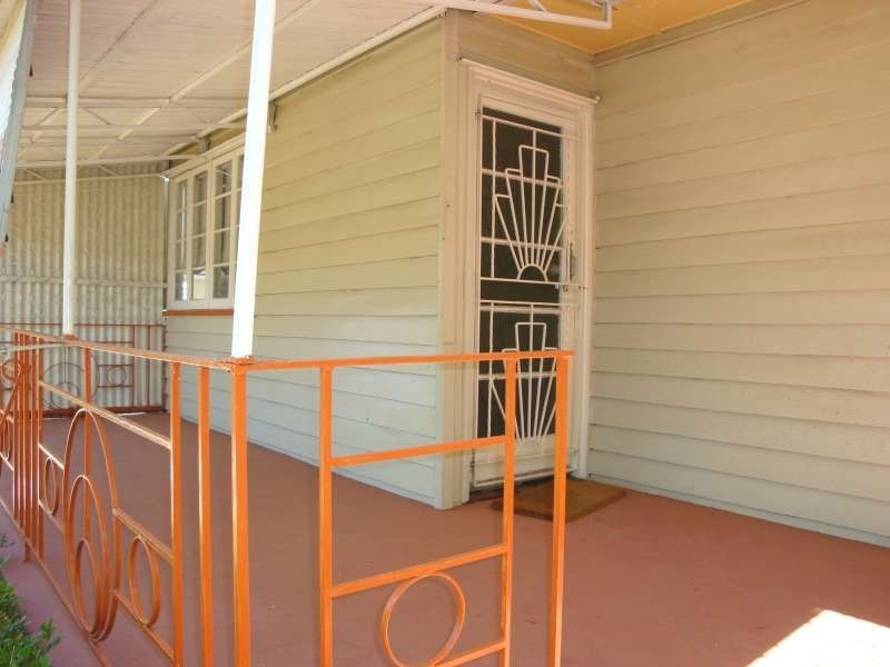 13 Rylatt Street, Indooroopilly QLD 4068