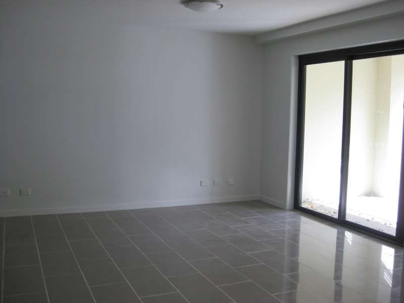 4/86 Brighton Road, Sandgate QLD 4017