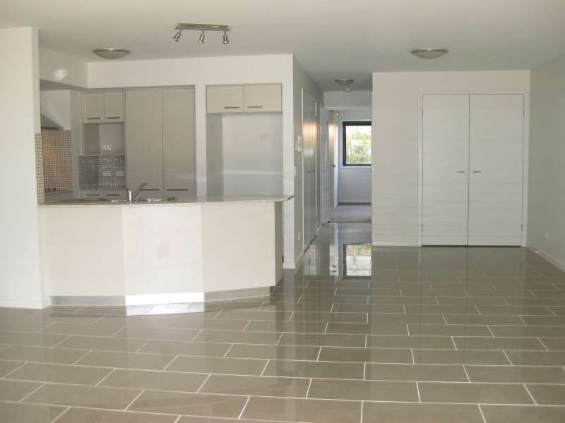 4/86 Brighton Road, Sandgate QLD 4017