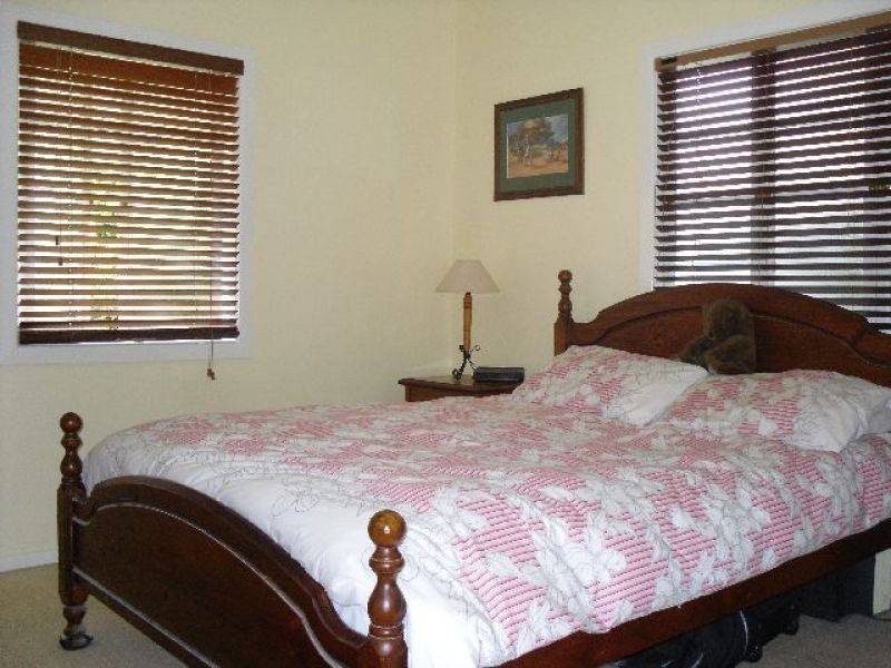 15 Pitney Street, Camp Hill QLD 4152