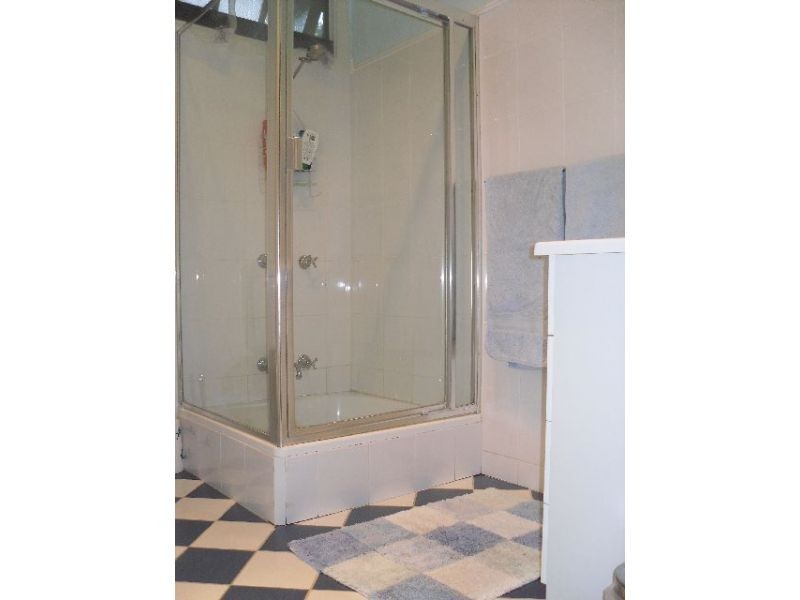 15 Pitney Street, Camp Hill QLD 4152