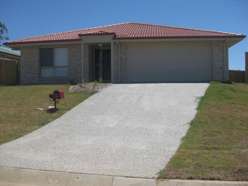 1/2 Eve Court, Kallangur QLD 4503