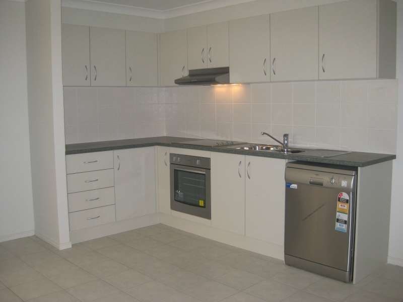 2, 1 Plover Court, Warner QLD 4500