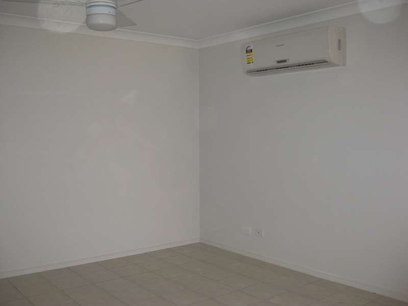 2, 1 Plover Court, Warner QLD 4500