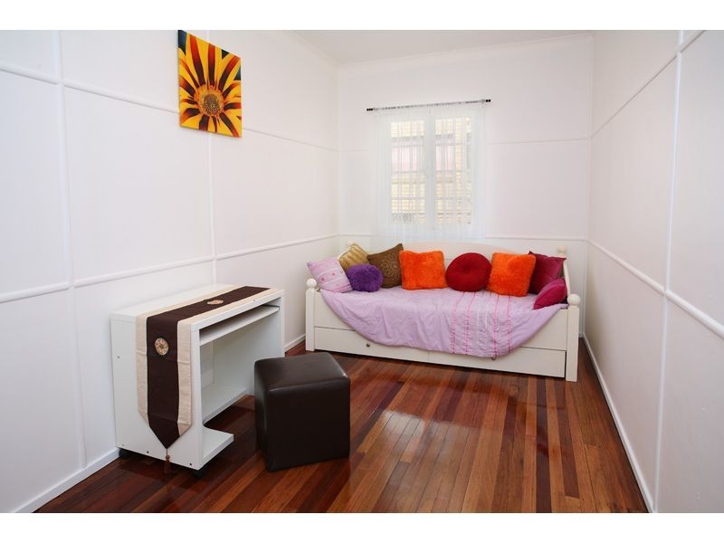 50 Kogarah Street, Tarragindi QLD 4121