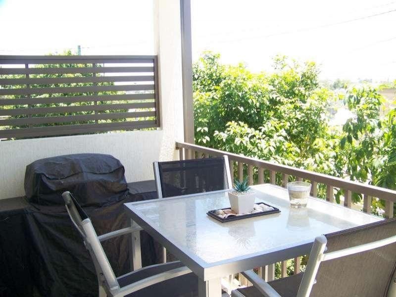 2/150 Stafford Road, Gordon Park QLD 4031