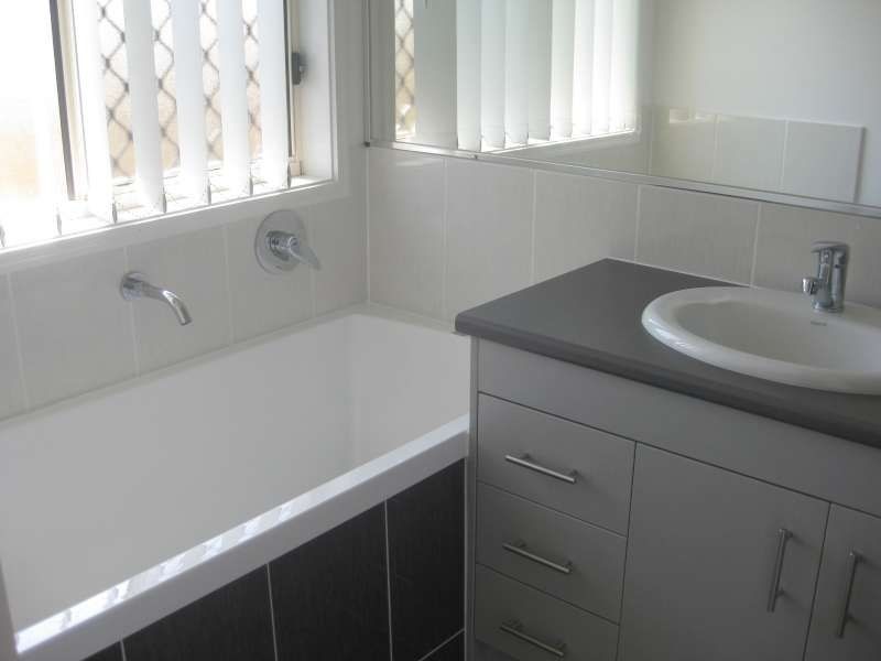 1, 17 Koel Court, Warner QLD 4500
