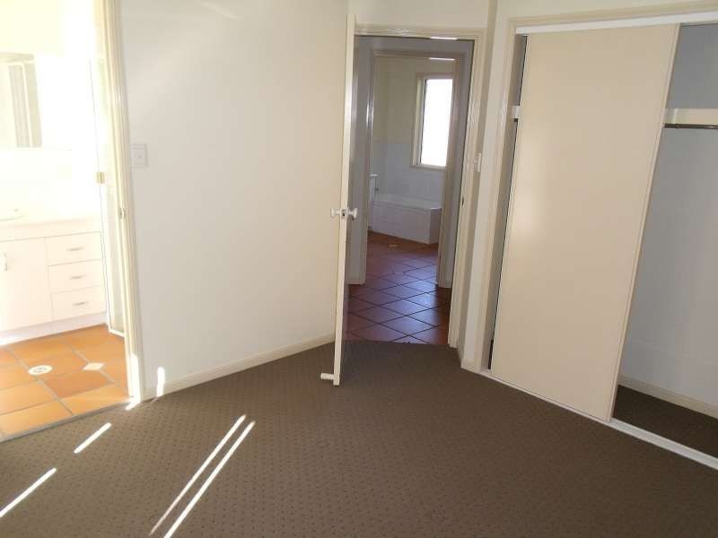 3/8 Rafter Place, Oxenford QLD 4210