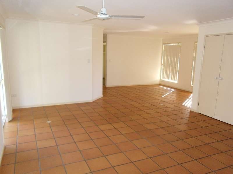 3/8 Rafter Place, Oxenford QLD 4210