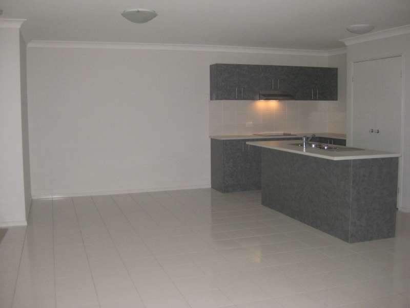 1/4 Morinda Court, Warner QLD 4500