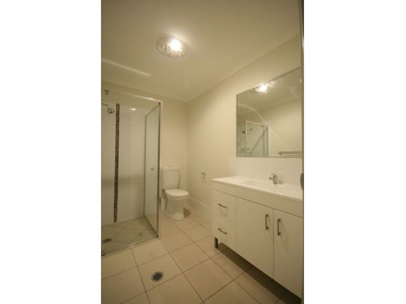 1, 43 Diane Parade, Kallangur QLD 4503