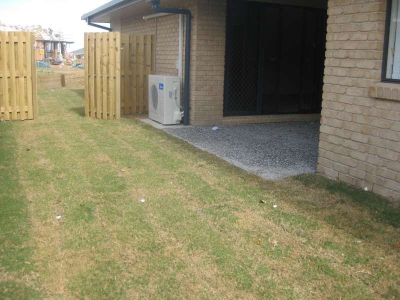 1, 43 Diane Parade, Kallangur QLD 4503