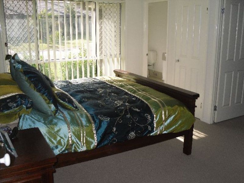 2 Tallis Street, Wakerley QLD 4154