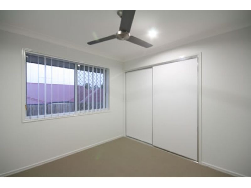 2/15 Wakeham Street, Kallangur QLD 4503