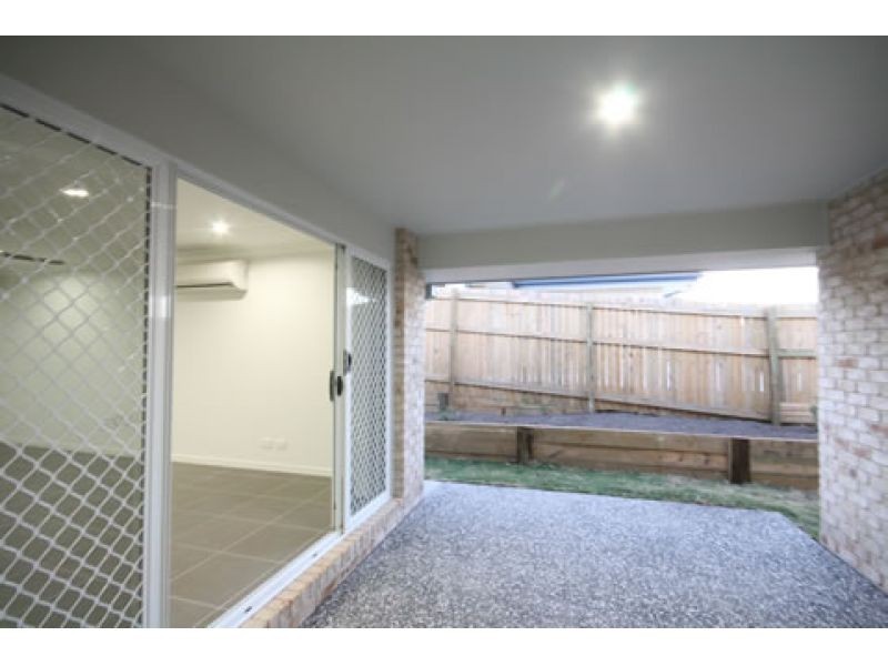 1/15 Wakeham Street, Kallangur QLD 4503