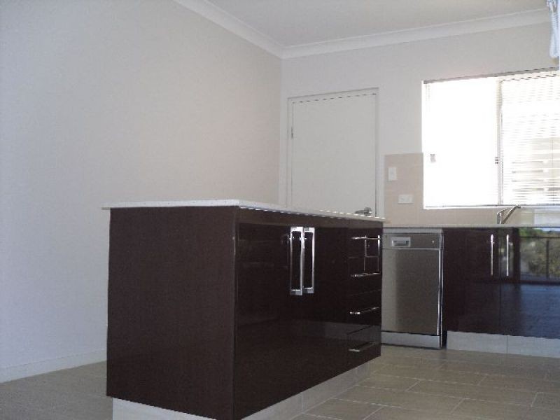 2/42 Rode Road, Wavell Heights QLD 4012