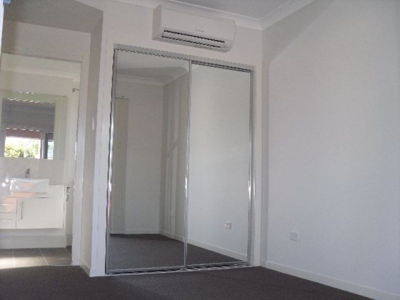 2/42 Rode Road, Wavell Heights QLD 4012