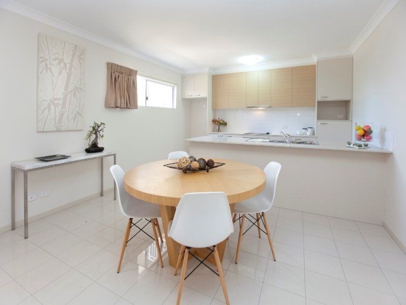 4/42 Pembroke Street, Carina QLD 4152