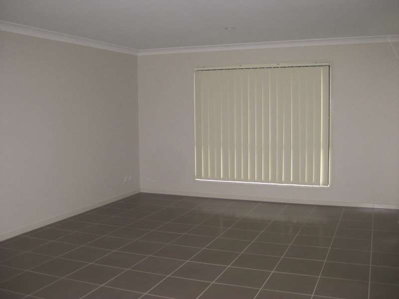 34 Trump Circuit, North Lakes QLD 4509