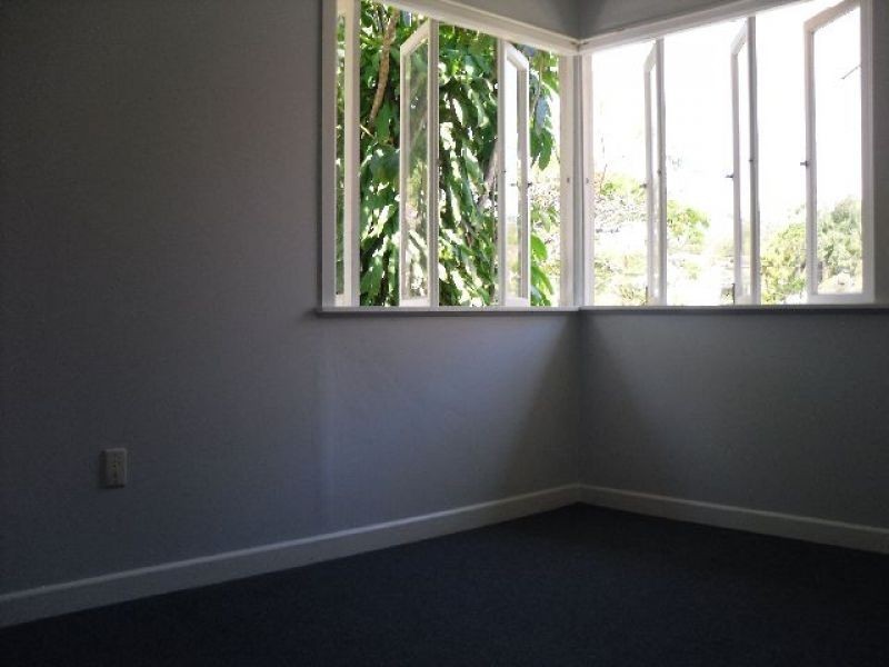 27 Wills Street, Coorparoo QLD 4151