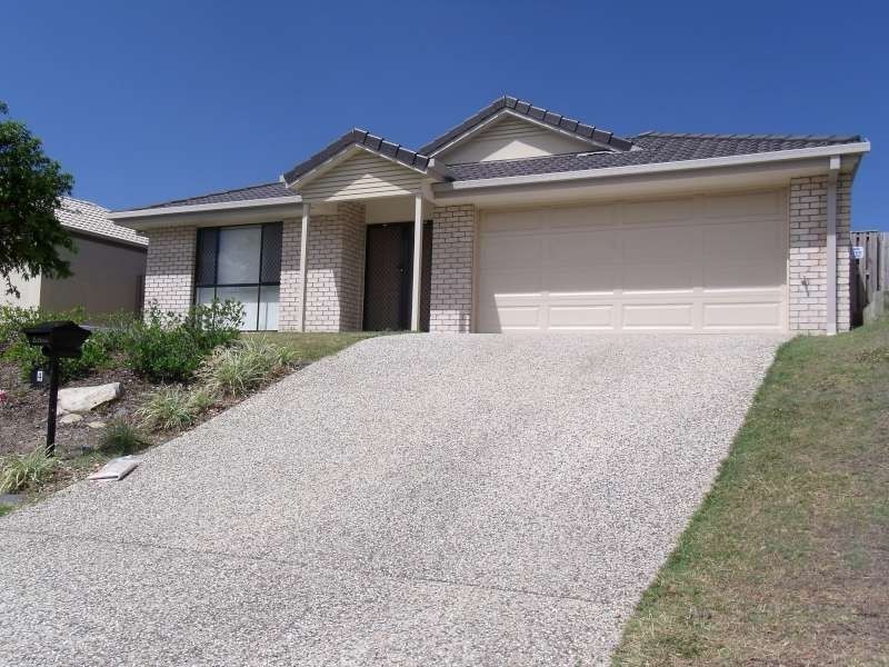 4 Gerard Street, Pacific Pines QLD 4211